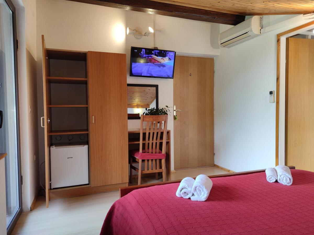 Pansion Alen - Dugi Otok Bed and Breakfast Luka  Eksteriør billede