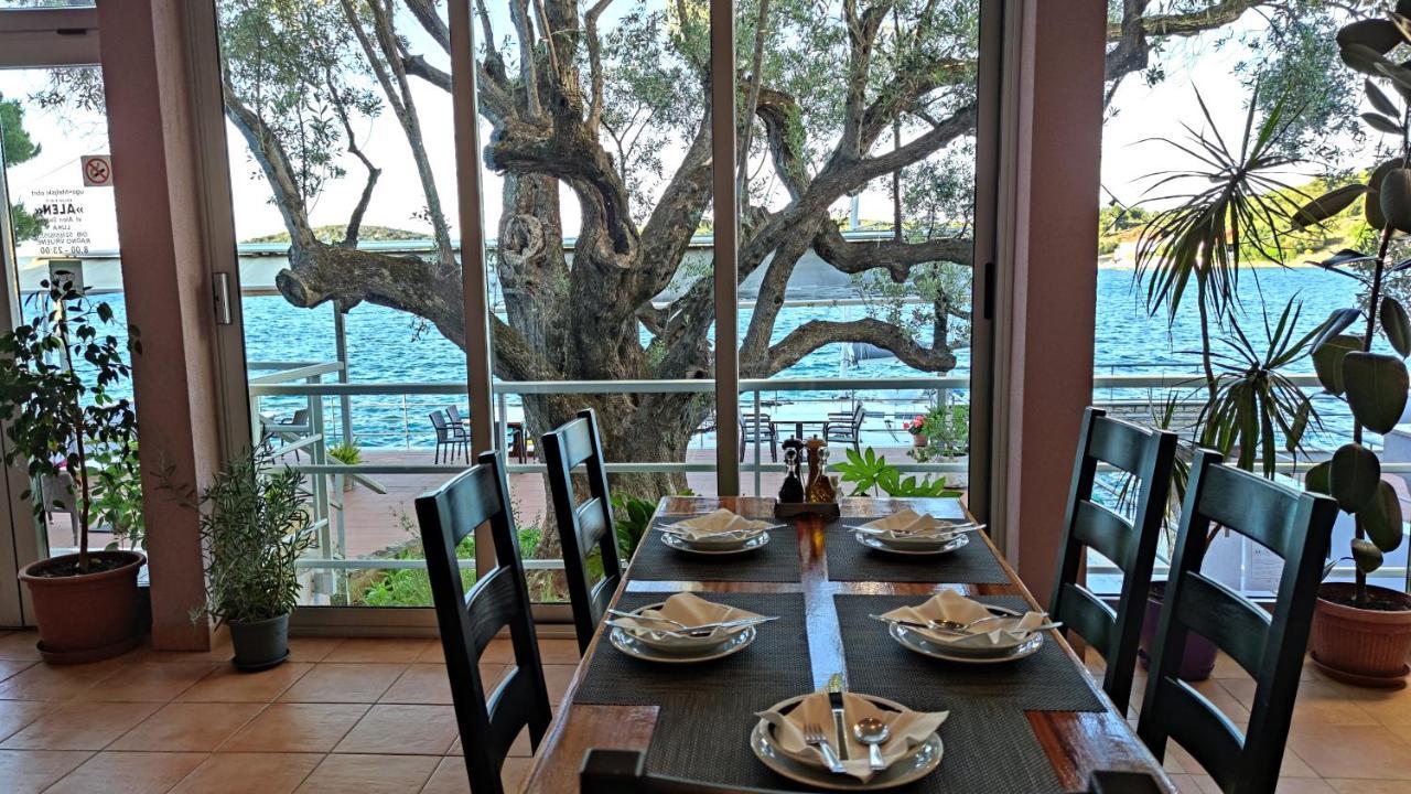 Pansion Alen - Dugi Otok Bed and Breakfast Luka  Eksteriør billede