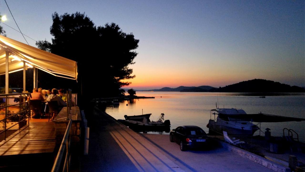 Pansion Alen - Dugi Otok Bed and Breakfast Luka  Eksteriør billede