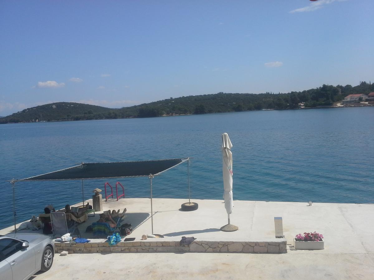 Pansion Alen - Dugi Otok Bed and Breakfast Luka  Eksteriør billede